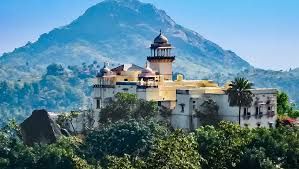 Hills, Lakes And You - holiday package in Rajasthan