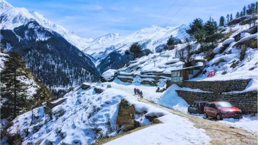 Snowfall Romance in Manali - holiday package in Himachal Pradesh