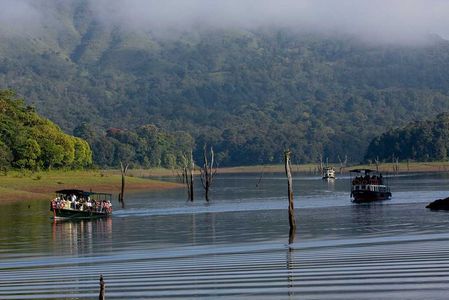 Whispers of Love - holiday package in Kerala